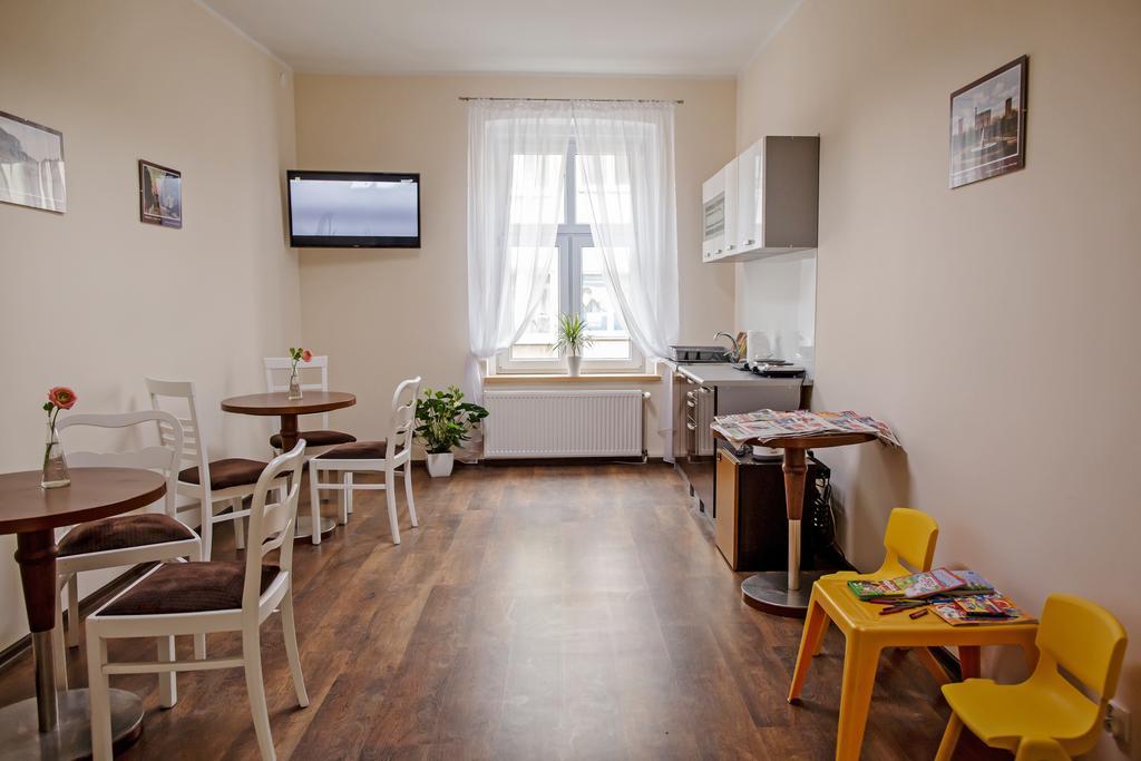 Lew Hostel Inowrocław Exteriör bild
